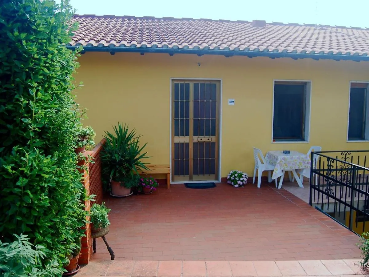 Belvilla By Oyo Massarella Due Fucecchio 0*,  Italien